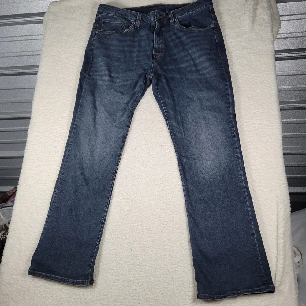 Buffalo David Bitton Jeans Mens 38x32 Blue King Slim Bootcut Dark Wash Stretch